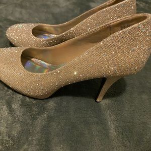 Sparkle gold heels